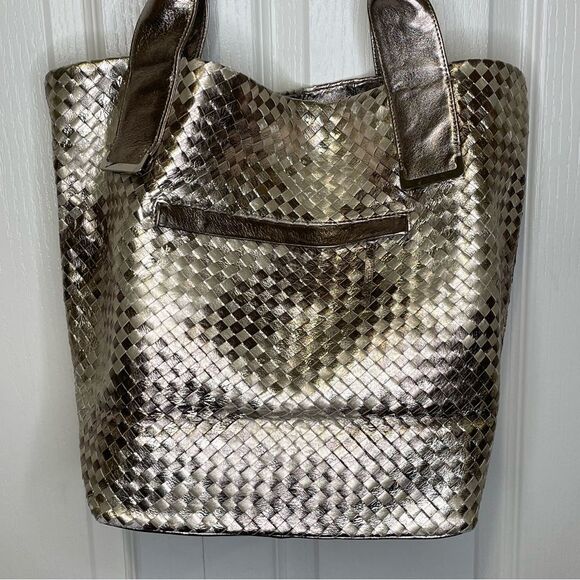 NWT  Elliott Lucca INTRECCIO Woven Metallic Shoulder Bag Tote Pewter Gold Silver - Picture 4 of 14